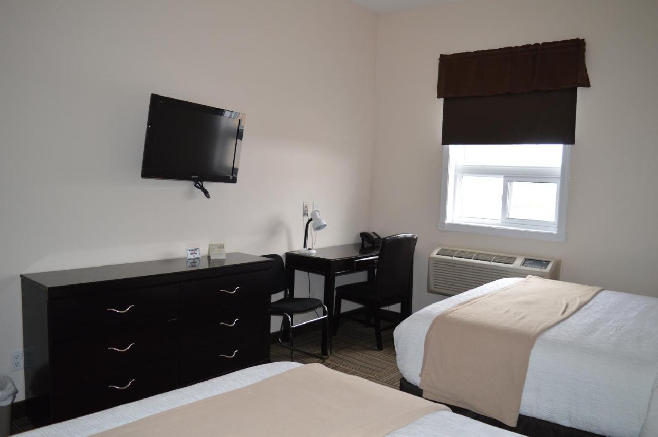 Auberge Macdonald Guest Inn Iroquois Falls المظهر الخارجي الصورة