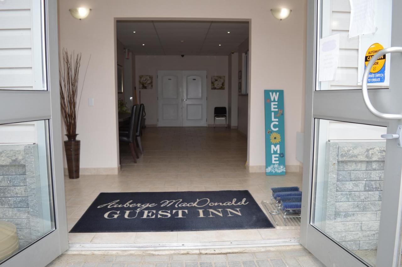 Auberge Macdonald Guest Inn Iroquois Falls المظهر الخارجي الصورة